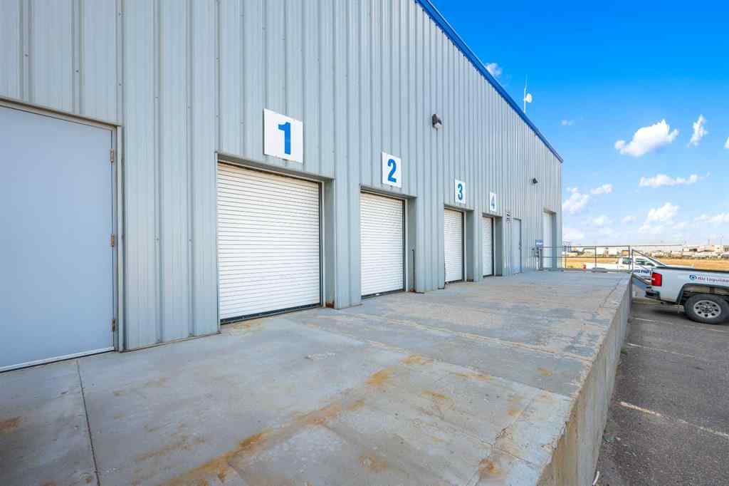 MLS® A2207204 - 5267 67 Avenue  in Hill Industrial Lloydminster, Commercial