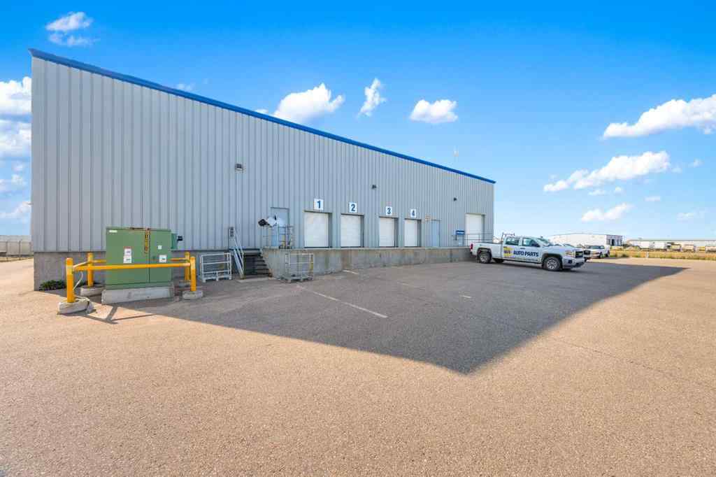 MLS® A2207204 - 5267 67 Avenue  in Hill Industrial Lloydminster, Commercial