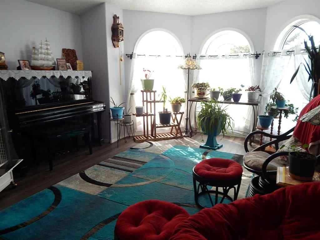 MLS® A2207339 - 10410 Chinchaga Drive  in NONE High Level, Residential