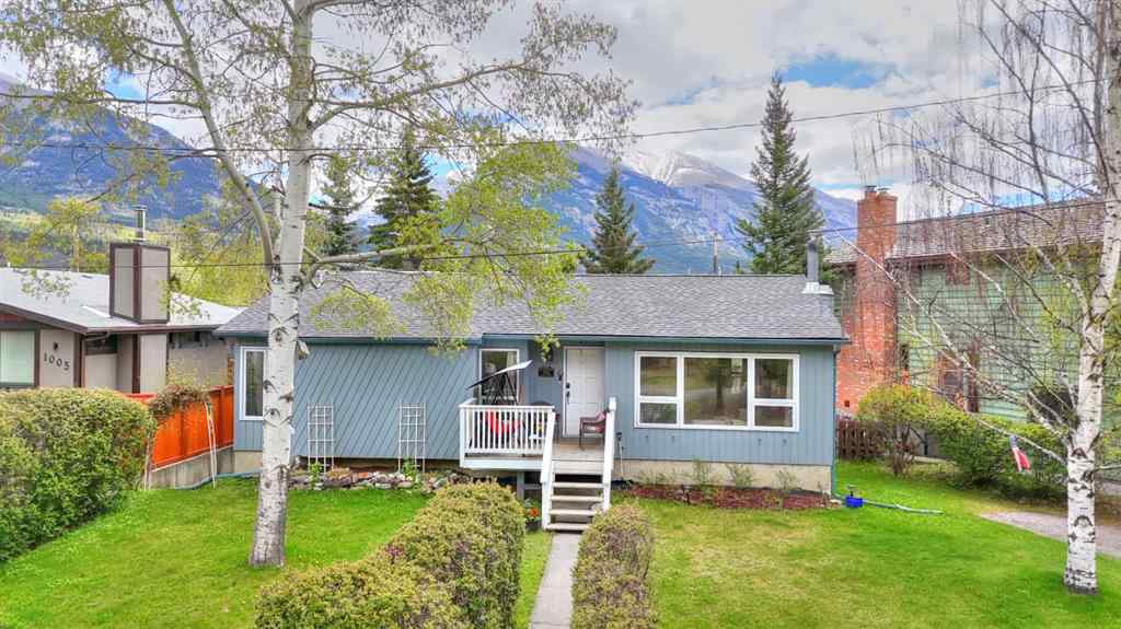 MLS® A2207341 - 1001 9 Avenue  in Lions Park Canmore, Residential