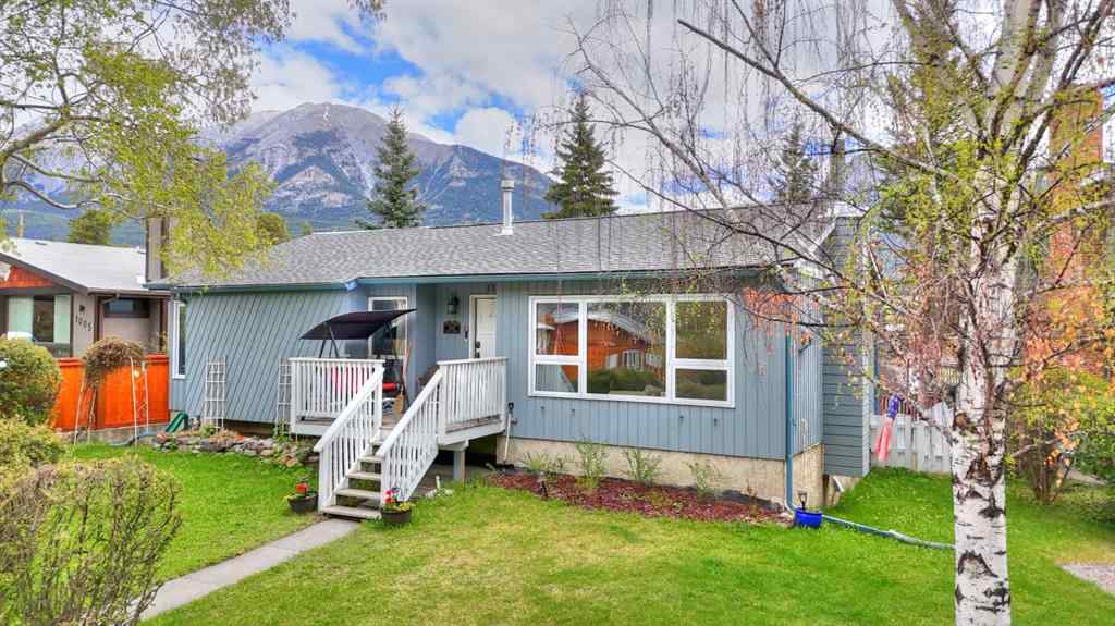 MLS® A2207341 - 1001 9 Avenue  in Lions Park Canmore, Residential