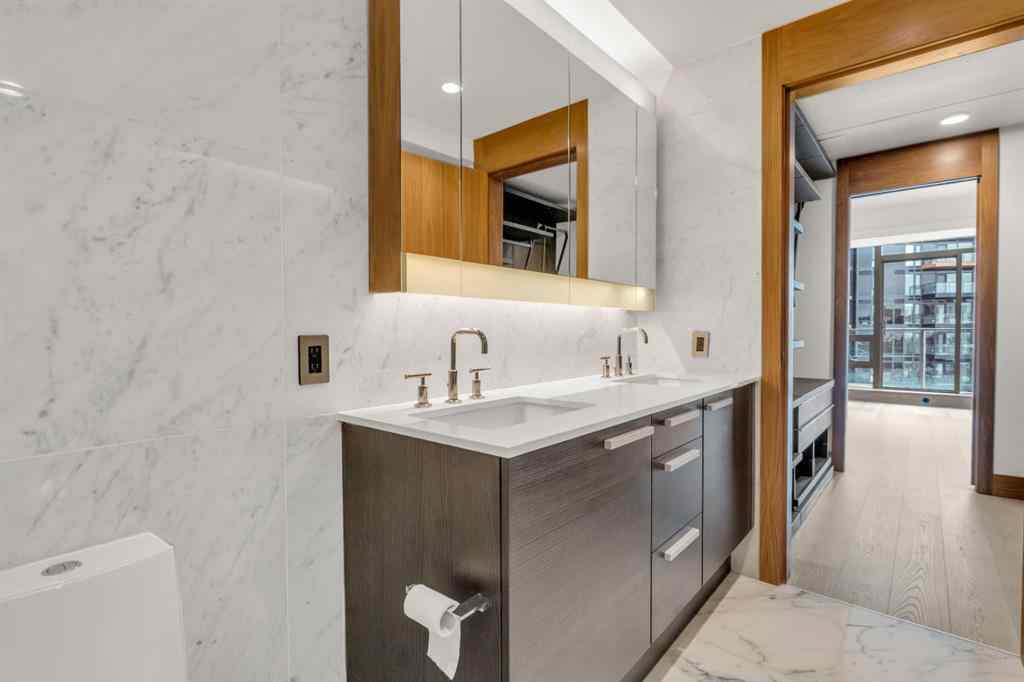 MLS® A2207350 - Unit #907 738 1 Avenue SW in Eau Claire Calgary, Residential