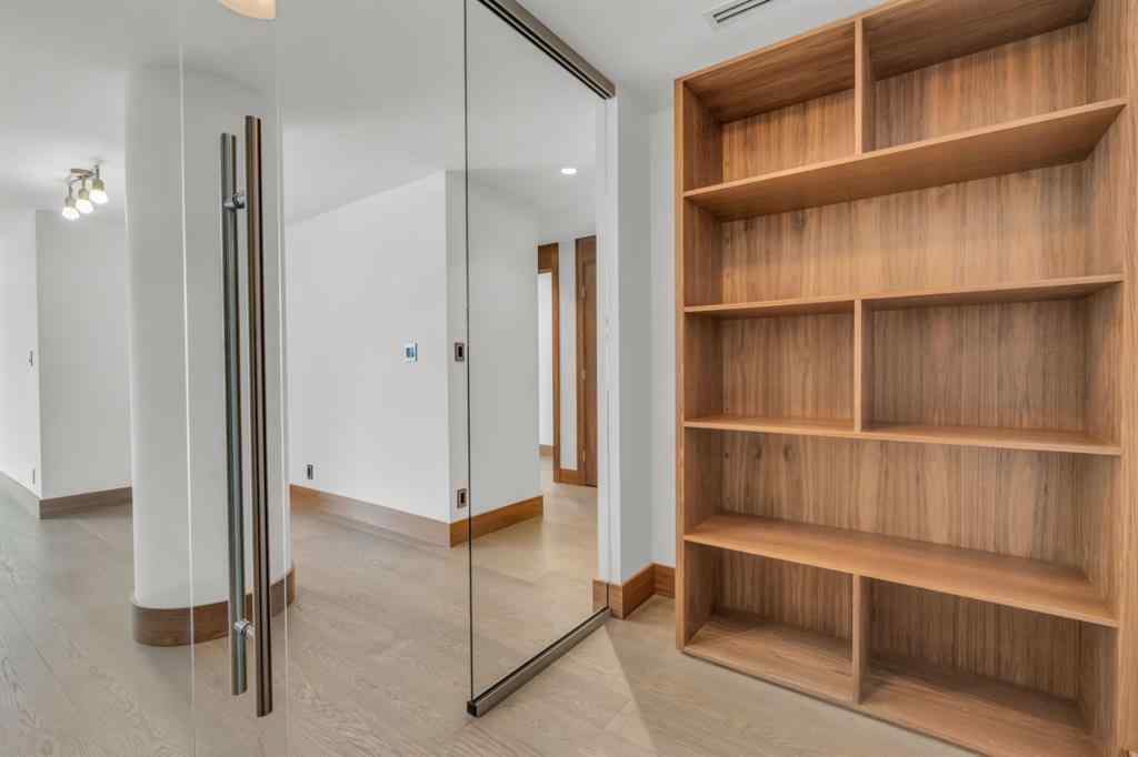 MLS® A2207350 - Unit #907 738 1 Avenue SW in Eau Claire Calgary, Residential