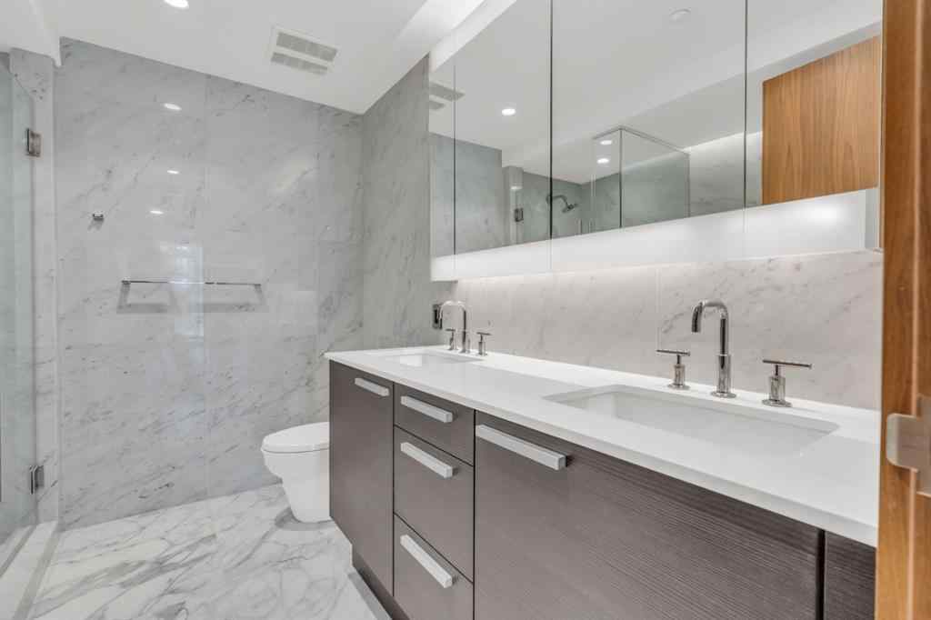 MLS® A2207350 - Unit #907 738 1 Avenue SW in Eau Claire Calgary, Residential