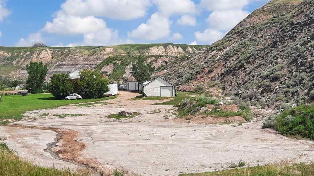 MLS® A2207382 - 701 Secondary 576 Highway  in North Drumheller Drumheller, Residential