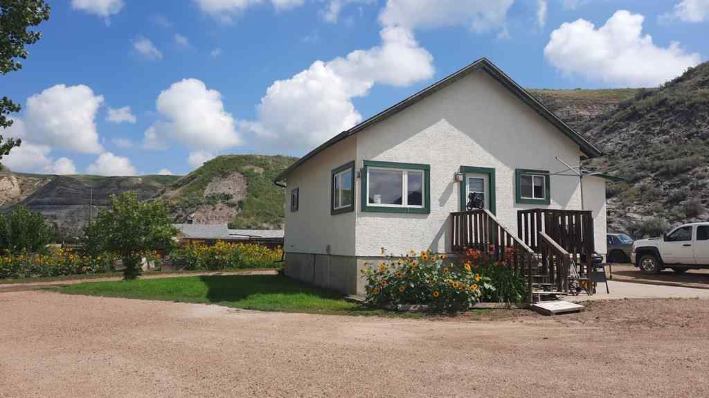 MLS® A2207382 - 701 Secondary 576 Highway  in North Drumheller Drumheller, Residential
