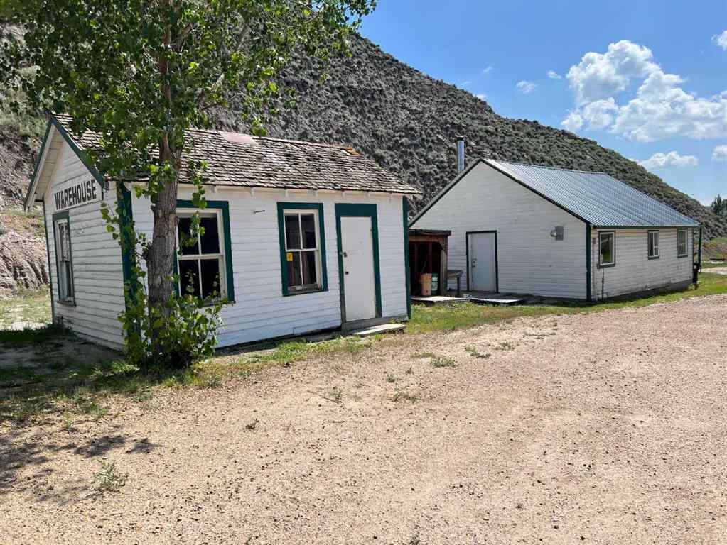 MLS® A2207382 - 701 Secondary 576 Highway  in North Drumheller Drumheller, Residential