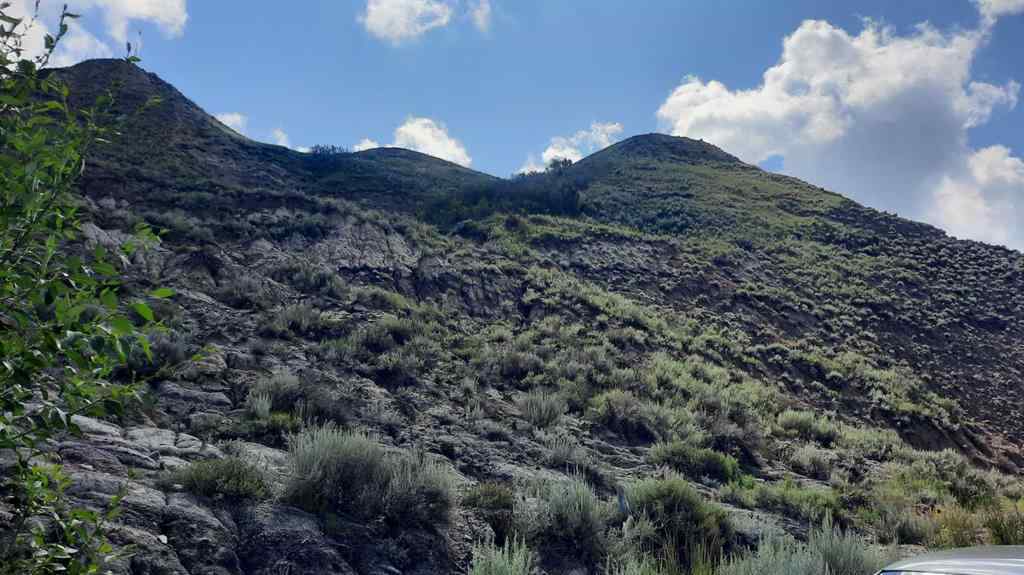 MLS® A2207382 - 701 Secondary 576 Highway  in North Drumheller Drumheller, Residential