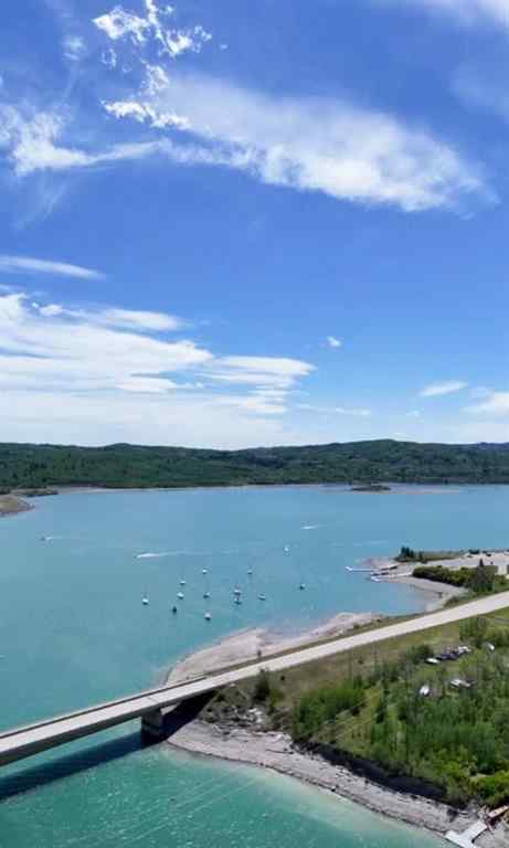 MLS® A2207399 - 456 Cottageclub Cove  in Cottage Club at Ghost Lake Rural Rocky View County, Residential