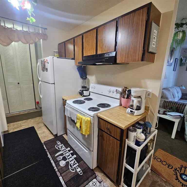 MLS® A2207439 - Unit #311 5317 5 Avenue   in Edson Edson, Residential