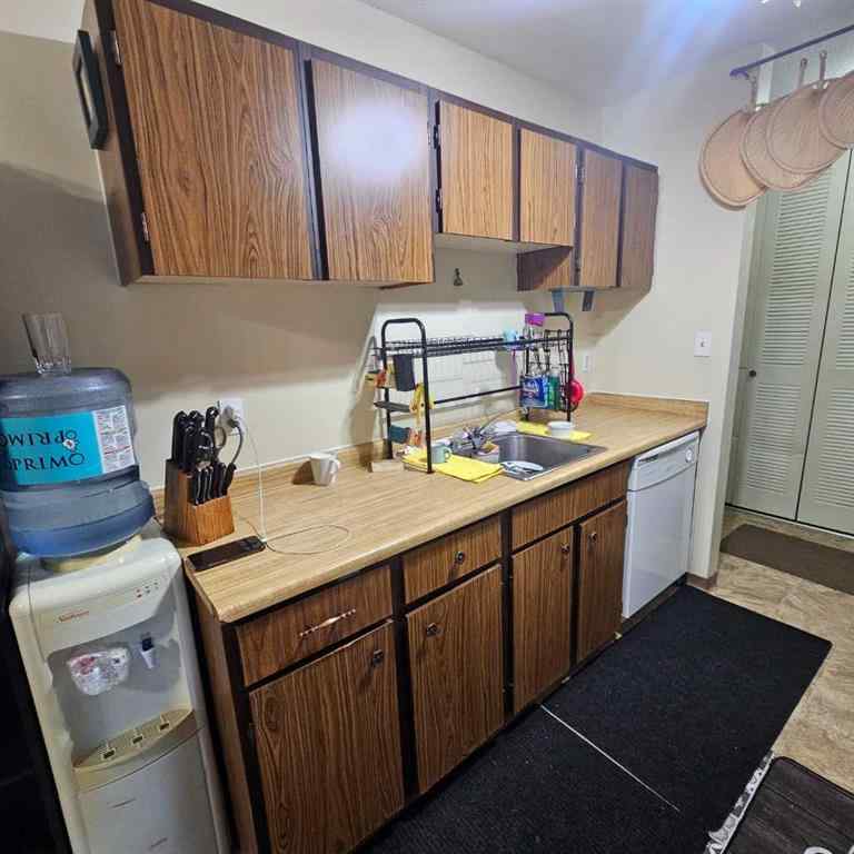 MLS® A2207439 - Unit #311 5317 5 Avenue   in Edson Edson, Residential