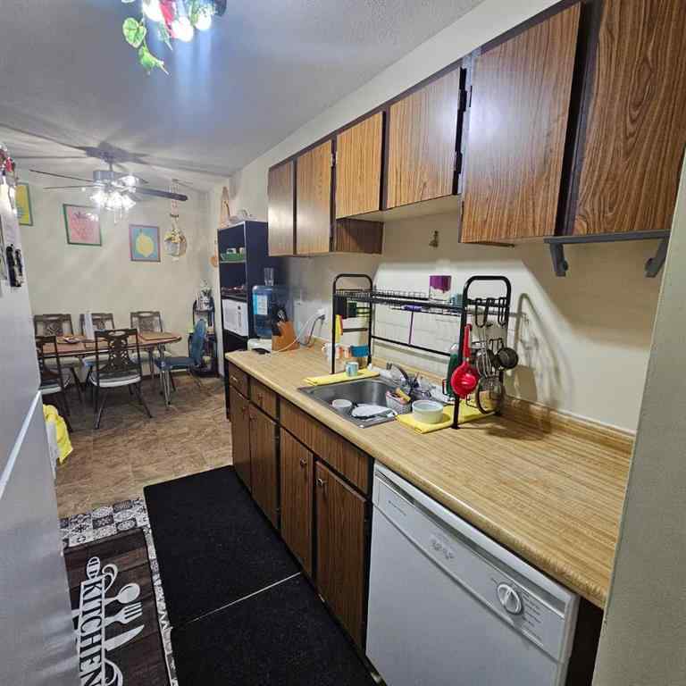 MLS® A2207439 - Unit #311 5317 5 Avenue   in Edson Edson, Residential