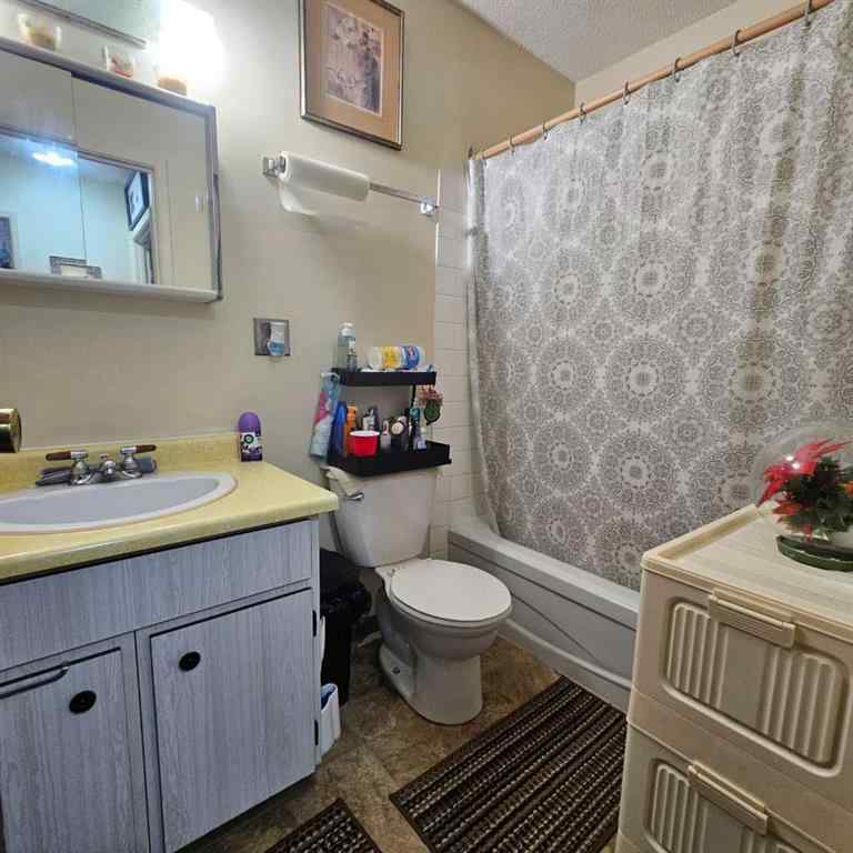 MLS® A2207439 - Unit #311 5317 5 Avenue   in Edson Edson, Residential