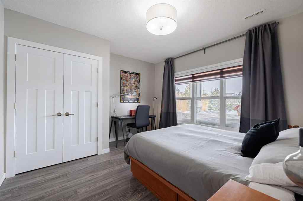 MLS® A2207452 - 53 Sundown Grove  in Sunset Ridge Cochrane, Residential