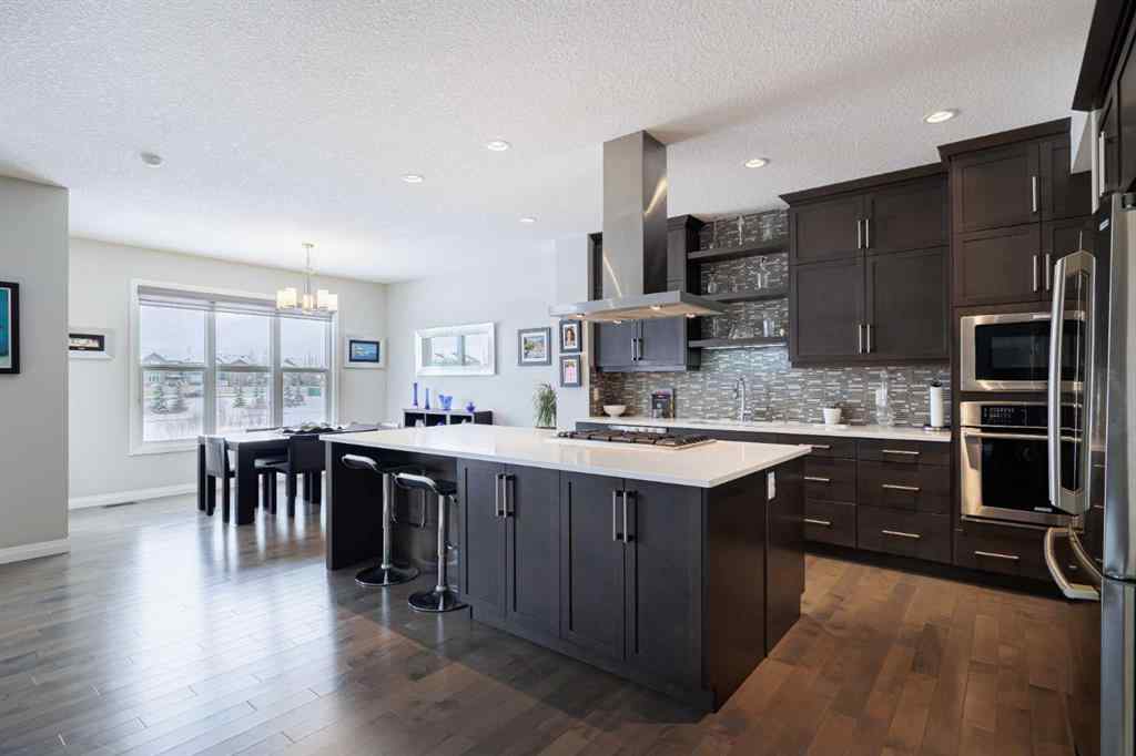 MLS® A2207452 - 53 Sundown Grove  in Sunset Ridge Cochrane, Residential