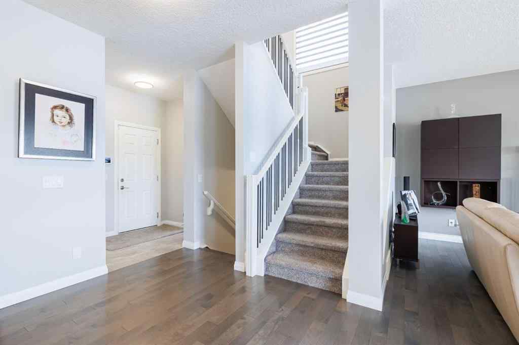 MLS® A2207452 - 53 Sundown Grove  in Sunset Ridge Cochrane, Residential