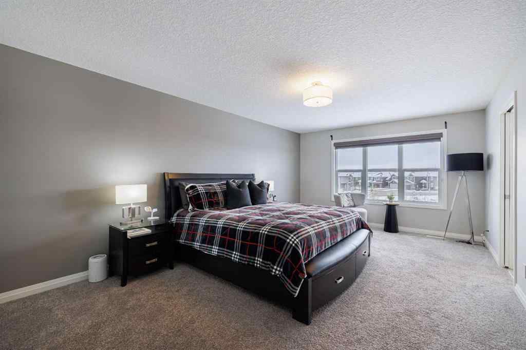 MLS® A2207452 - 53 Sundown Grove  in Sunset Ridge Cochrane, Residential