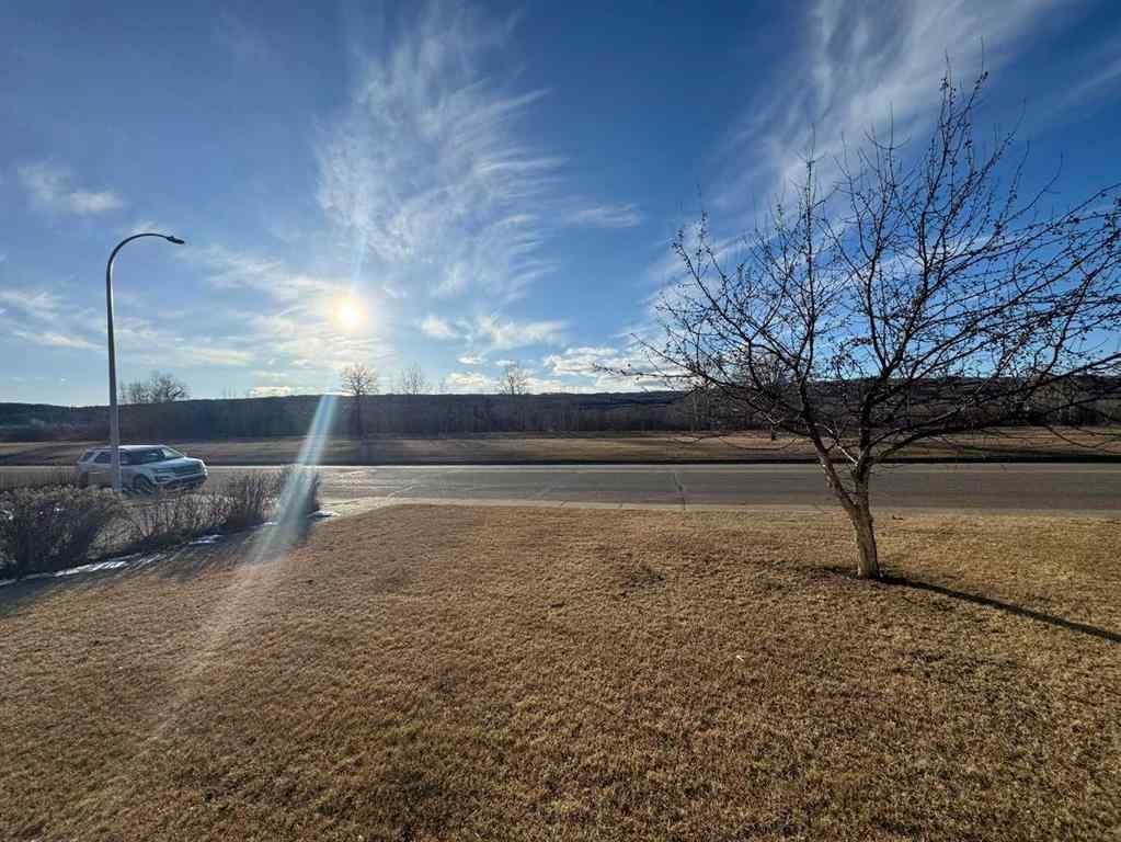 MLS® A2207454 - 8005 94 Street  in North End Peace River, Residential