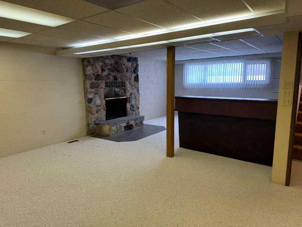 MLS® A2207454 - 8005 94 Street  in North End Peace River, Residential