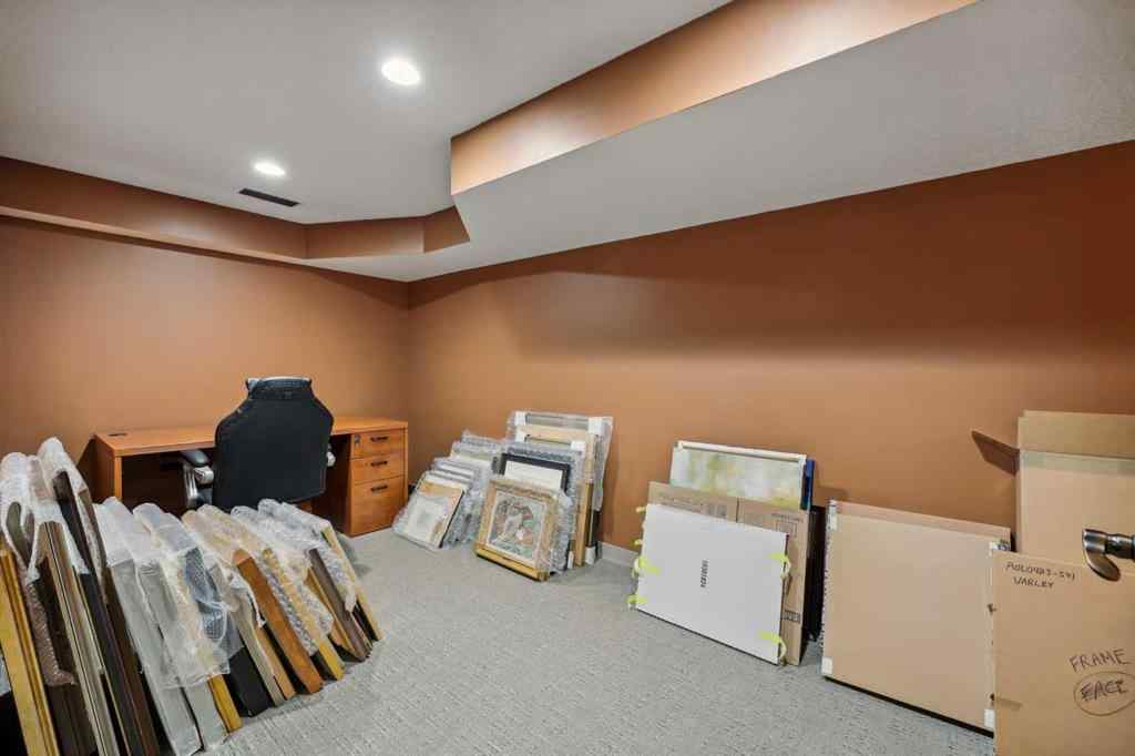 MLS® A2207477 - 1220 10 Avenue SE in Inglewood Calgary, Commercial