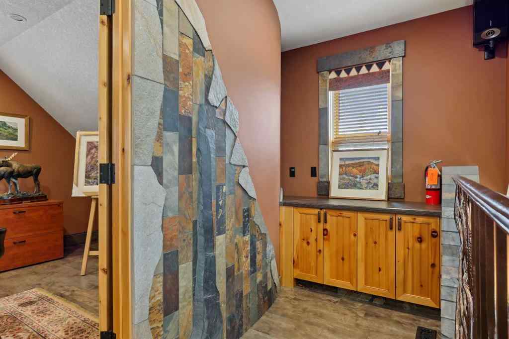 MLS® A2207477 - 1220 10 Avenue SE in Inglewood Calgary, Commercial