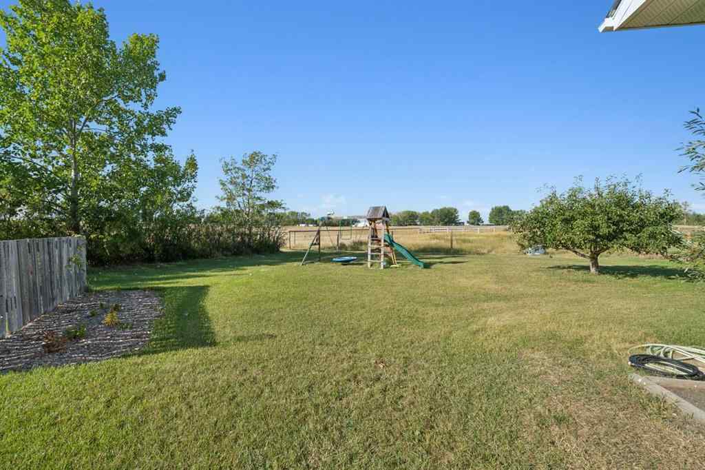 MLS® A2207552 - 272187 Township Road 240   in NONE Rural Rocky View County, Residential