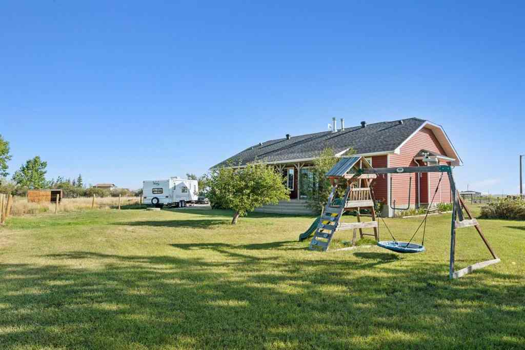MLS® A2207552 - 272187 Township Road 240   in NONE Rural Rocky View County, Residential