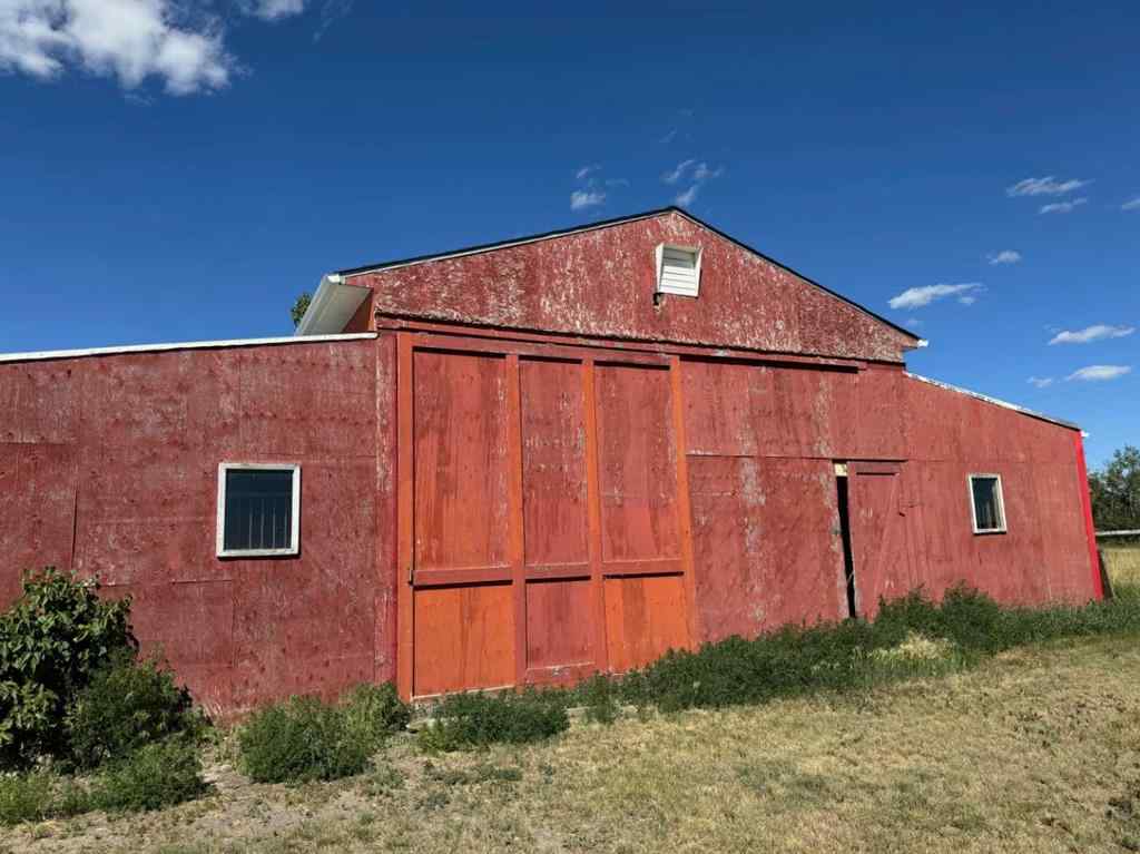 MLS® A2207552 - 272187 Township Road 240   in NONE Rural Rocky View County, Residential