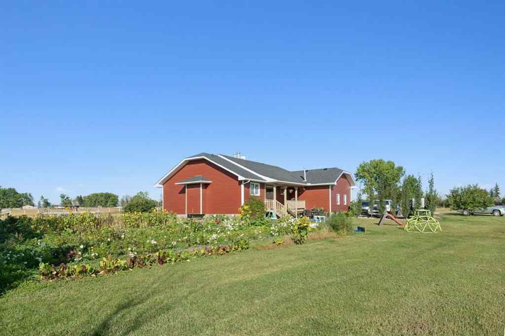 MLS® A2207552 - 272187 Township Road 240   in NONE Rural Rocky View County, Residential