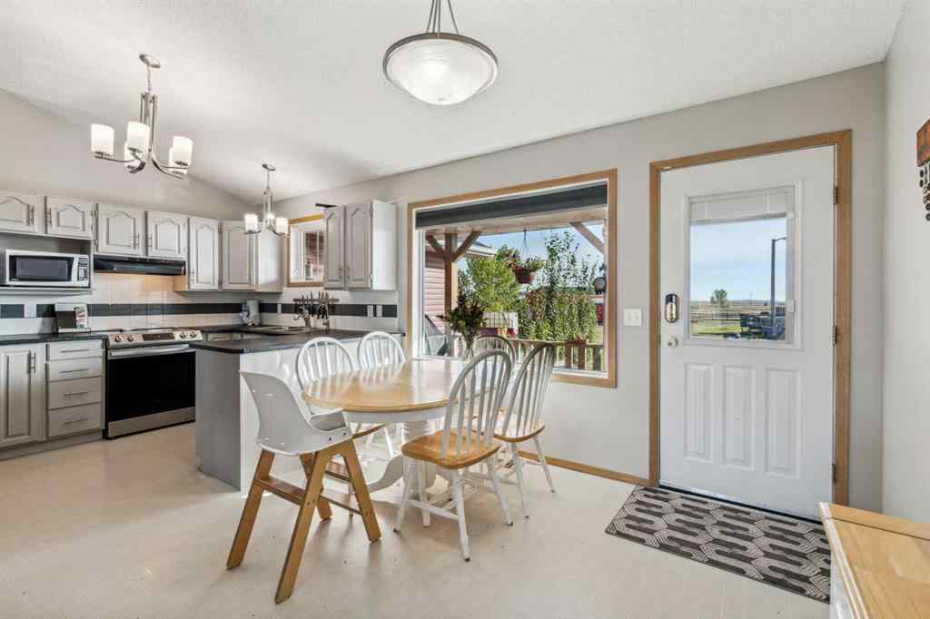 MLS® A2207552 - 272187 Township Road 240   in NONE Rural Rocky View County, Residential