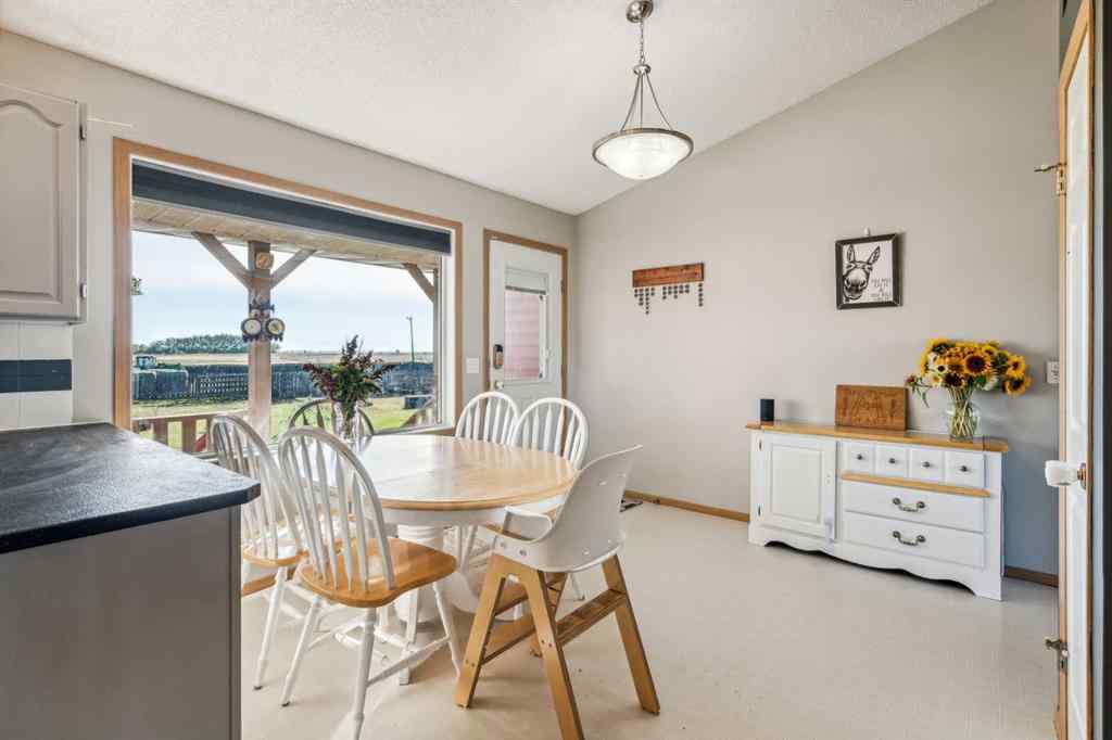 MLS® A2207552 - 272187 Township Road 240   in NONE Rural Rocky View County, Residential