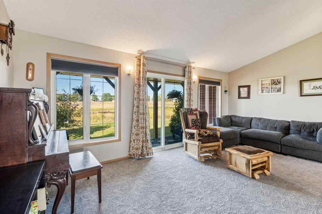 MLS® A2207552 - 272187 Township Road 240   in NONE Rural Rocky View County, Residential