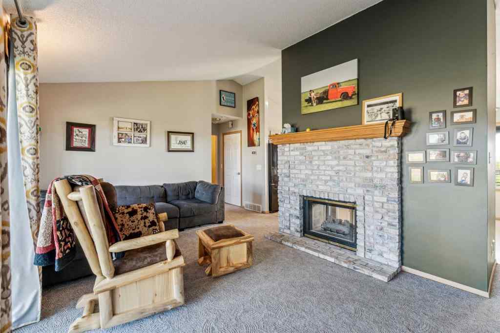 MLS® A2207552 - 272187 Township Road 240   in NONE Rural Rocky View County, Residential