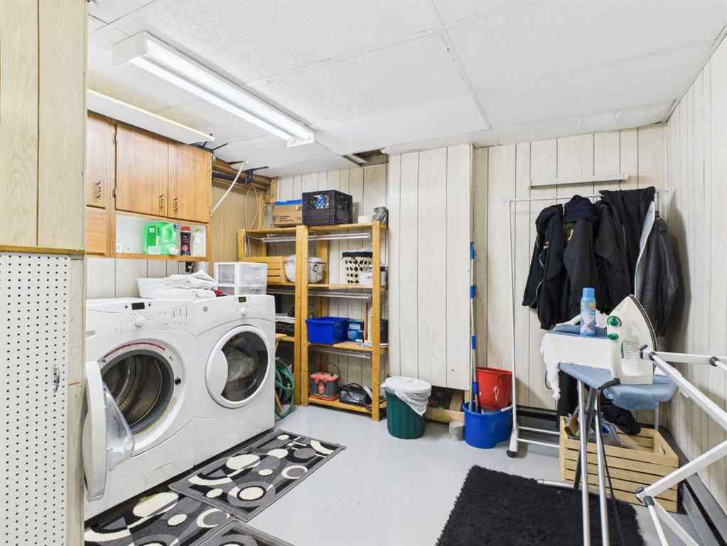 MLS® A2207600 - 5716 48B Avenue  in Grandview Camrose, Residential