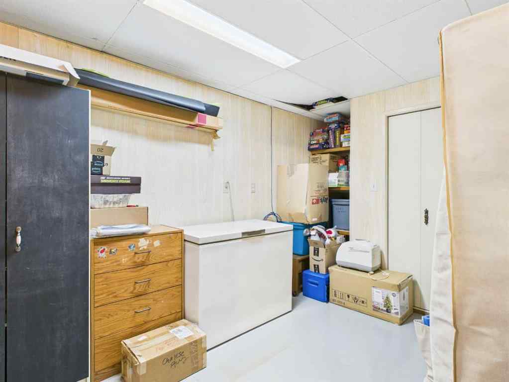 MLS® A2207600 - 5716 48B Avenue  in Grandview Camrose, Residential