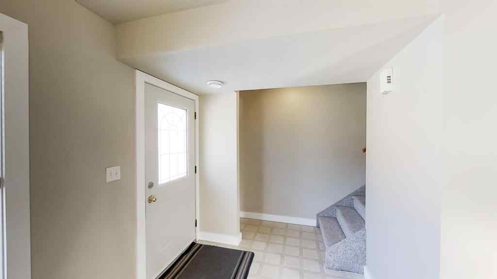 MLS® A2207702 - Unit #C 10029 105 Avenue  in Avondale South Grande Prairie, Residential