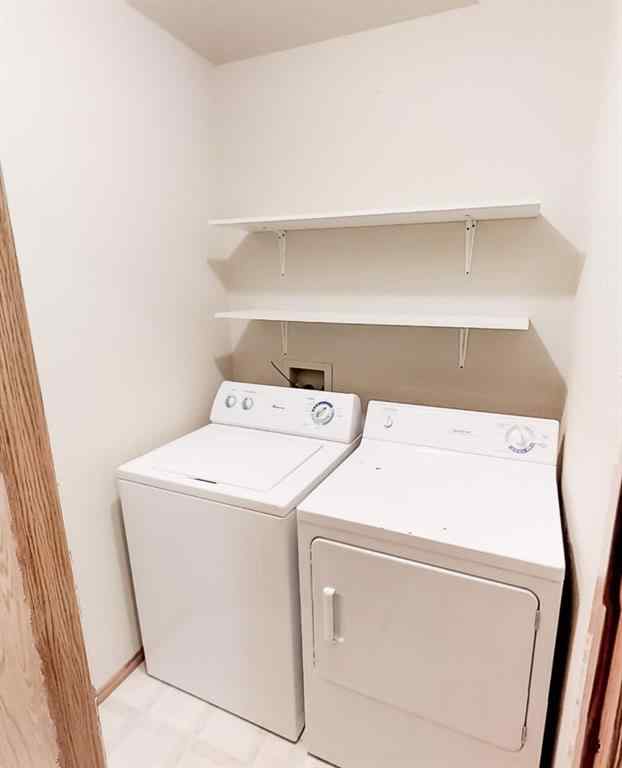 MLS® A2207702 - Unit #C 10029 105 Avenue  in Avondale South Grande Prairie, Residential