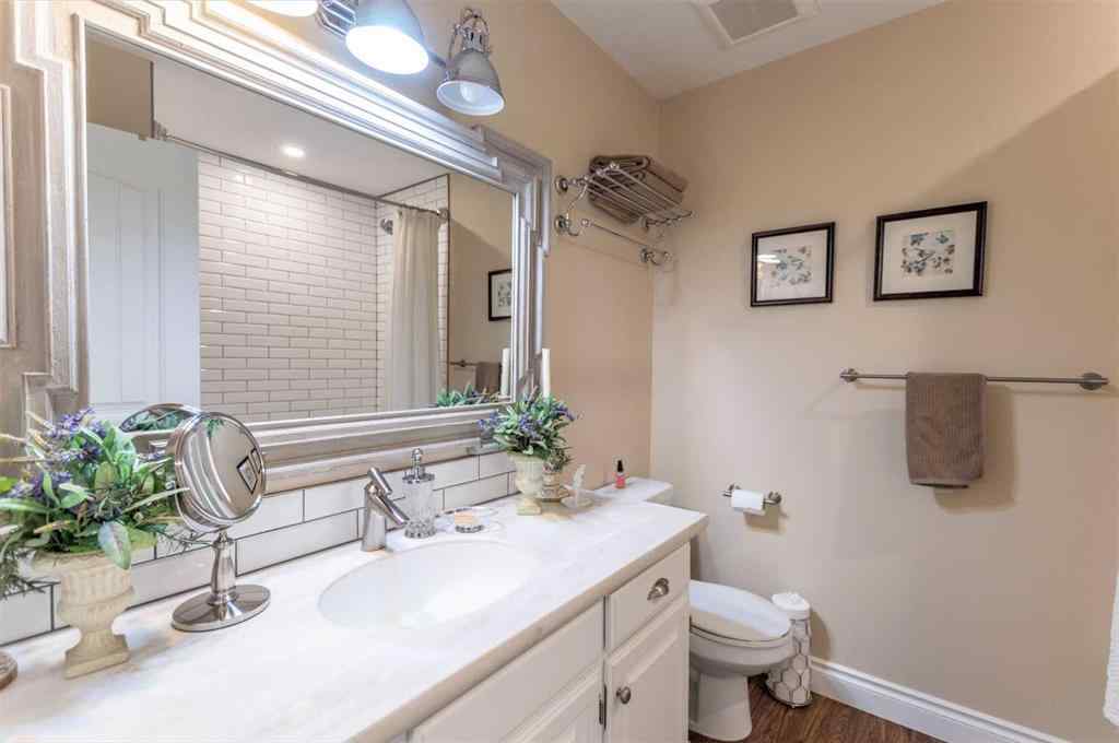 MLS® A2207789 - 5218 57 Street  in Tower Stettler, Residential