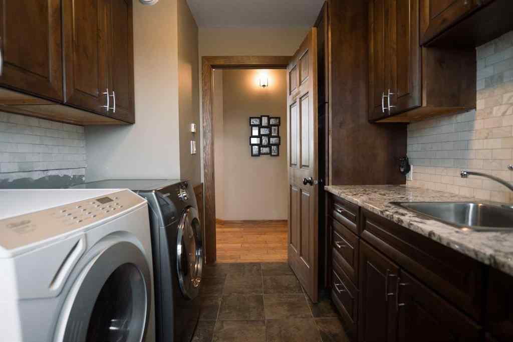 MLS® A2207905 -  195041 Highway 512   in NONE Rural Lethbridge County, Residential