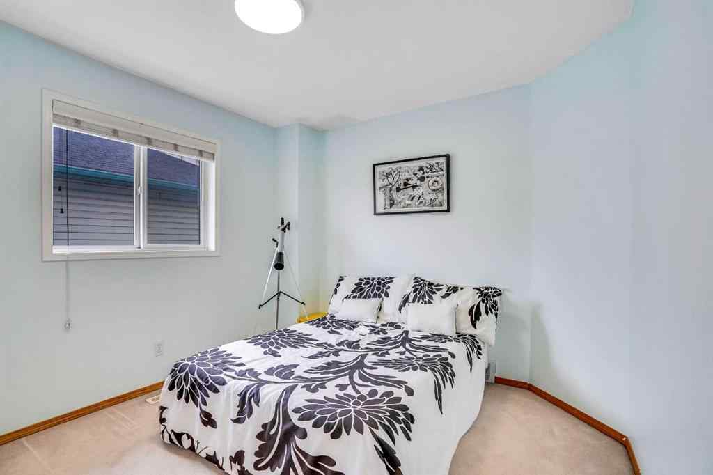 MLS® A2208025 - 115 WEST LAKEVIEW Passage  in Lakeview Landing Chestermere, Residential