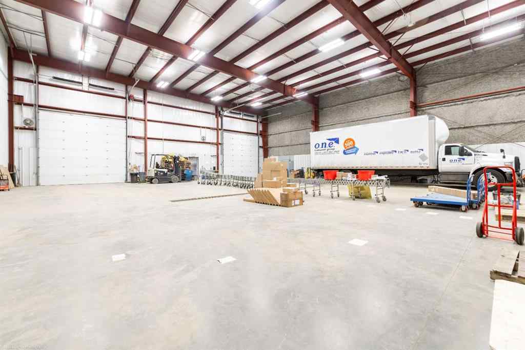 MLS® A2208048 - 6609 63 Street Close  in Hill Industrial Lloydminster, Commercial