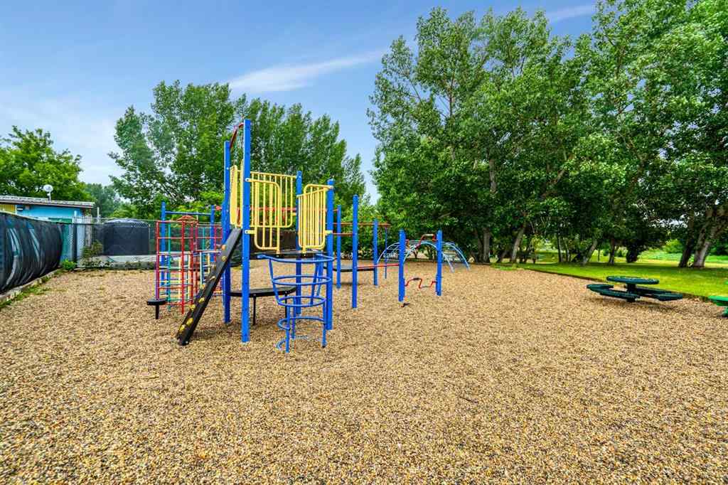 MLS® A2208140 - 240 Essex Street  in NONE Carbon, Residential