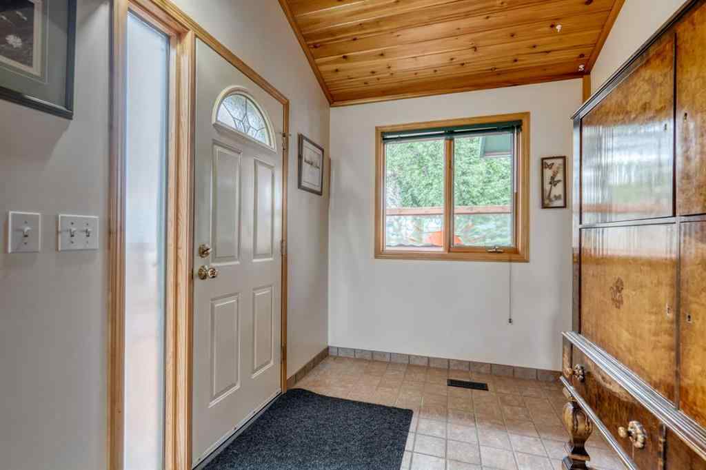 MLS® A2208140 - 240 Essex Street  in NONE Carbon, Residential