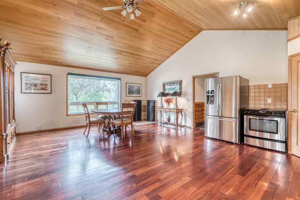 MLS® A2208140 - 240 Essex Street  in NONE Carbon, Residential