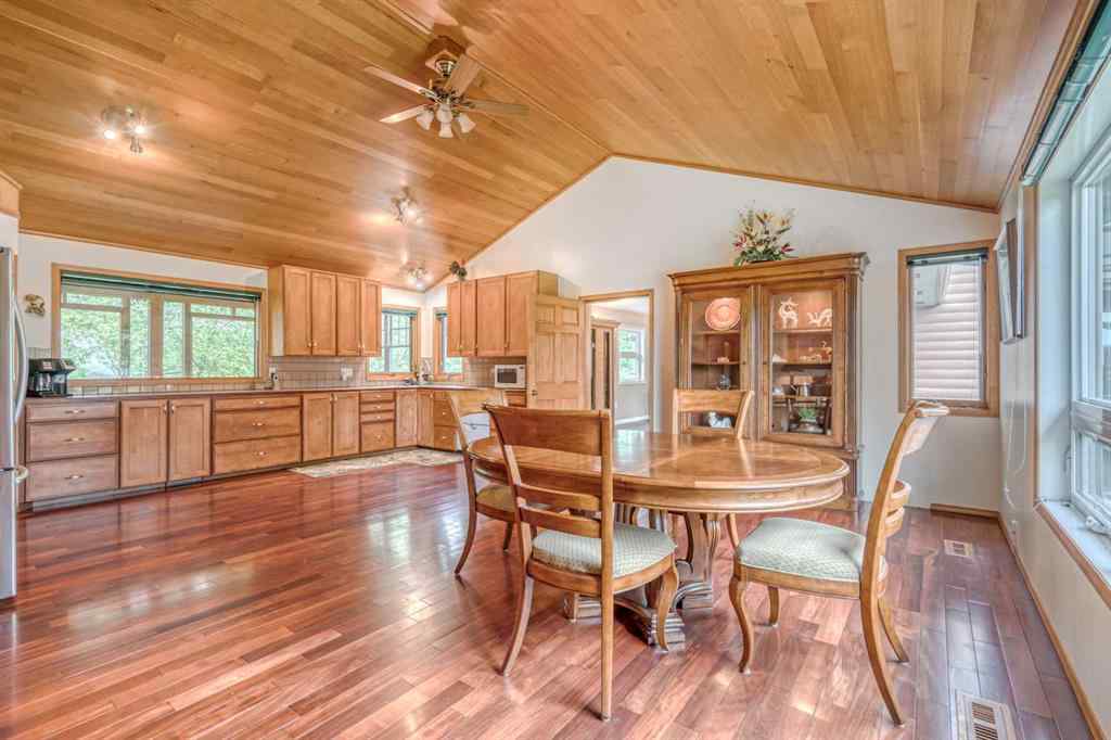 MLS® A2208140 - 240 Essex Street  in NONE Carbon, Residential