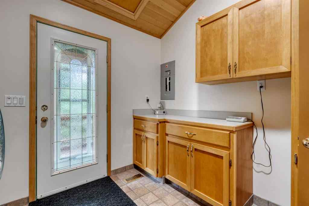 MLS® A2208140 - 240 Essex Street  in NONE Carbon, Residential