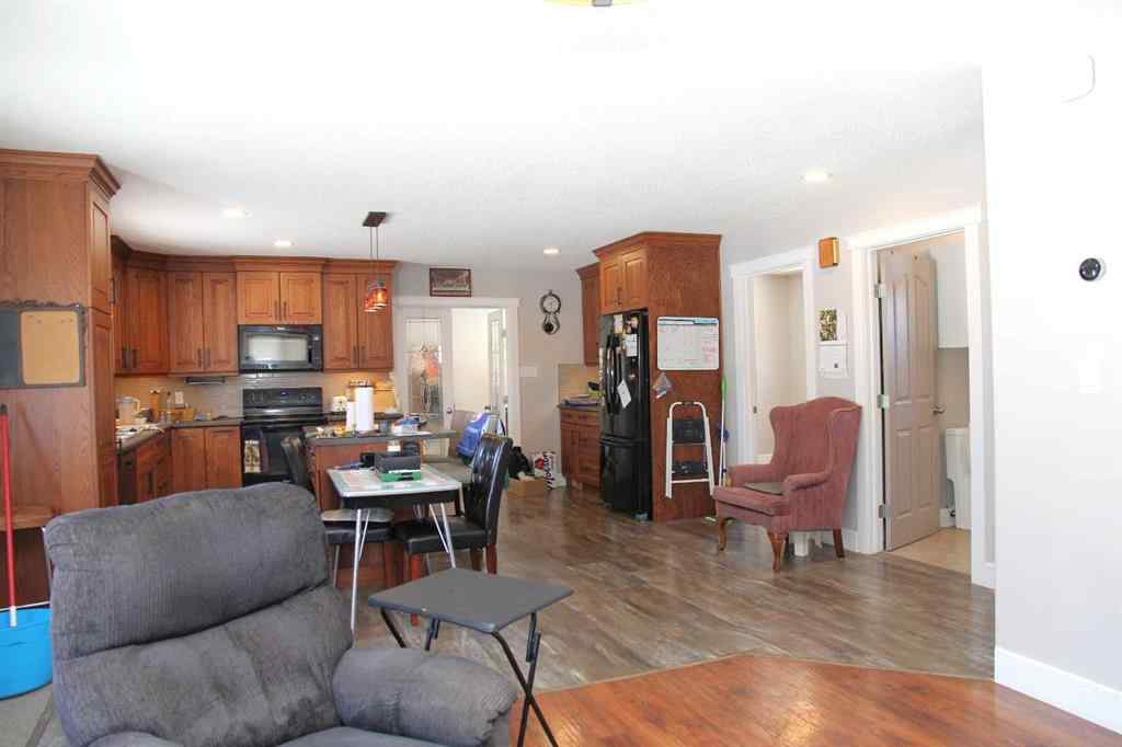 MLS® A2208262 - 112 3 Street E in NONE Maidstone, Residential