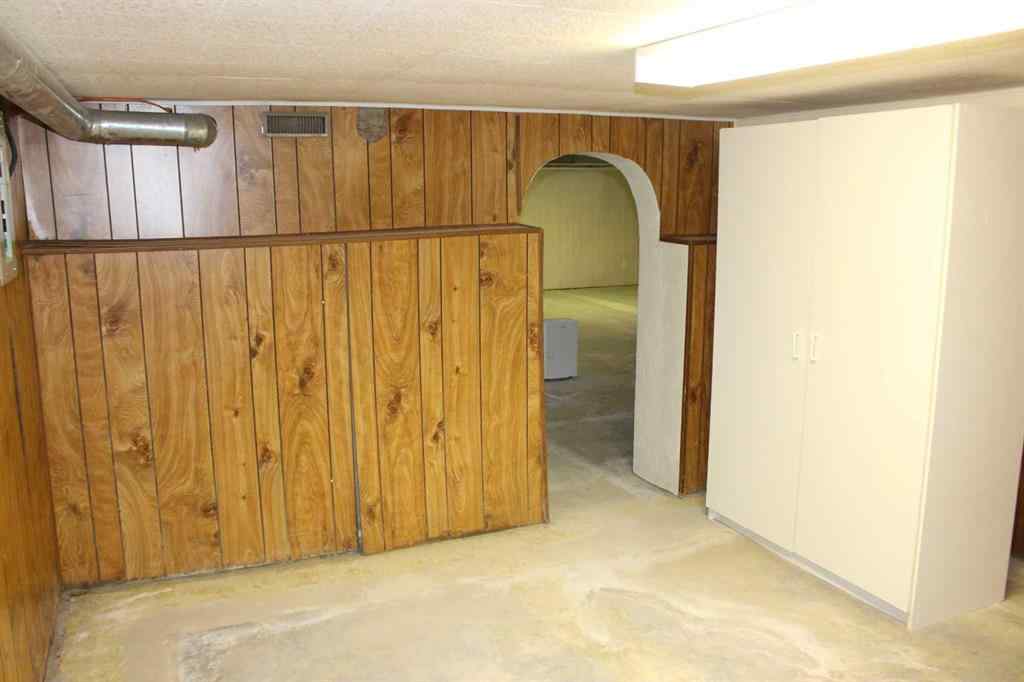 MLS® A2208310 - 422 Highway Avenue  in NONE Picture Butte, Residential