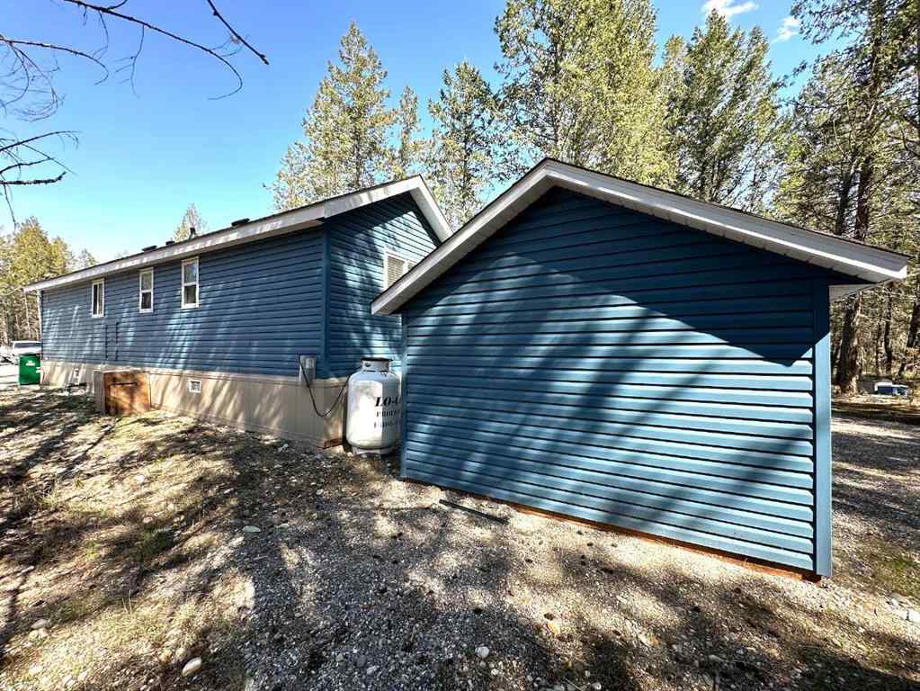MLS® A2208320 - 118 93/95 Highway  in NONE Out of Province_Alberta, Residential