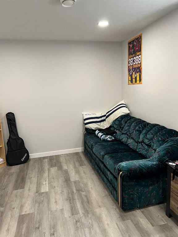 MLS® A2208340 - 826 3rd Avenue  in NONE Beaverlodge, Residential
